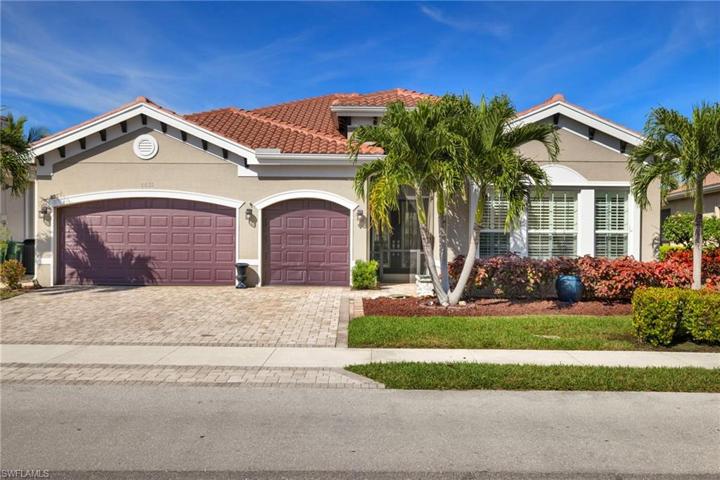 Looking for a large home with a 3 car garage???