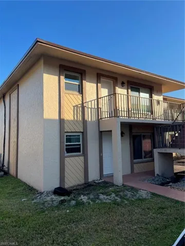 16881  Davis  RD, Fort Myers, FL 33908
