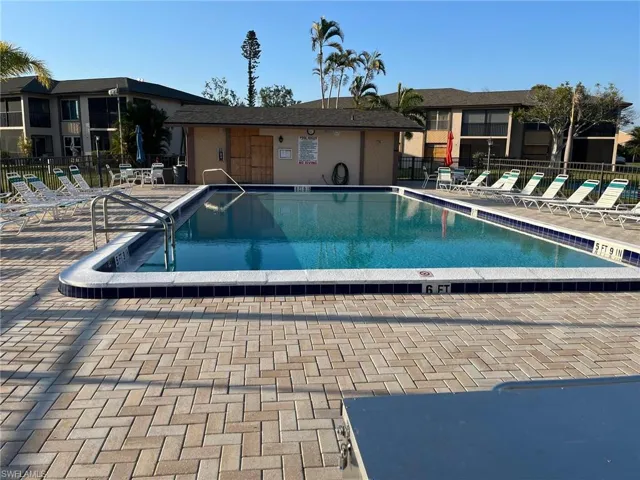 16881  Davis  RD, Fort Myers, FL 33908