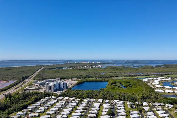 16881  Davis  RD, Fort Myers, FL 33908