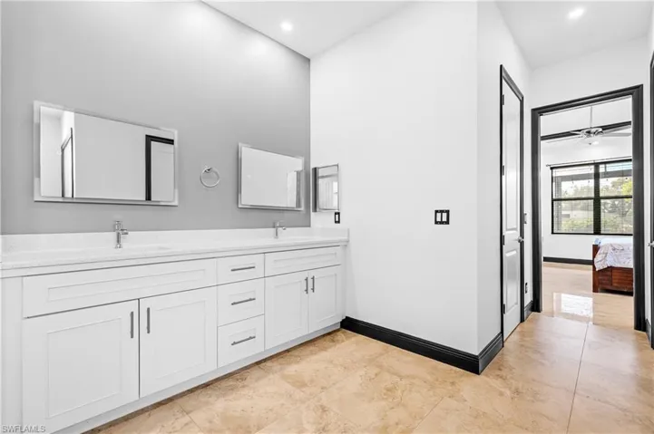 1815 Nw 29th Ave, Cape Coral, Florida 33993