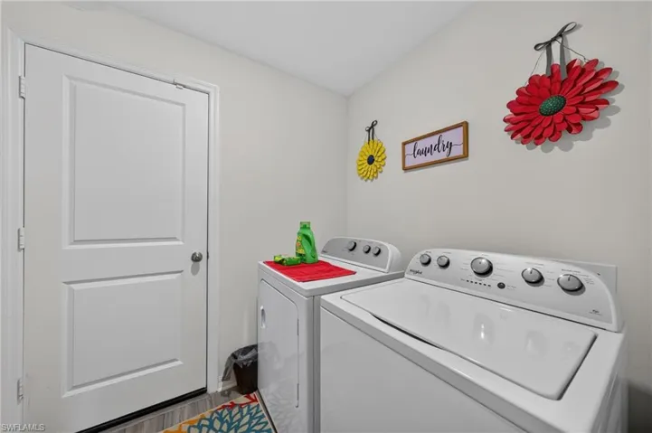 4060 Nw 36th Ave, Cape Coral, Florida 33993
