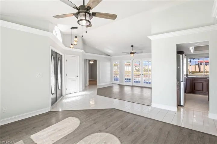 1827 SE 26th  TER, Cape Coral, FL 33904