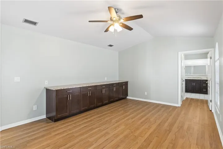 1827 SE 26th  TER, Cape Coral, FL 33904