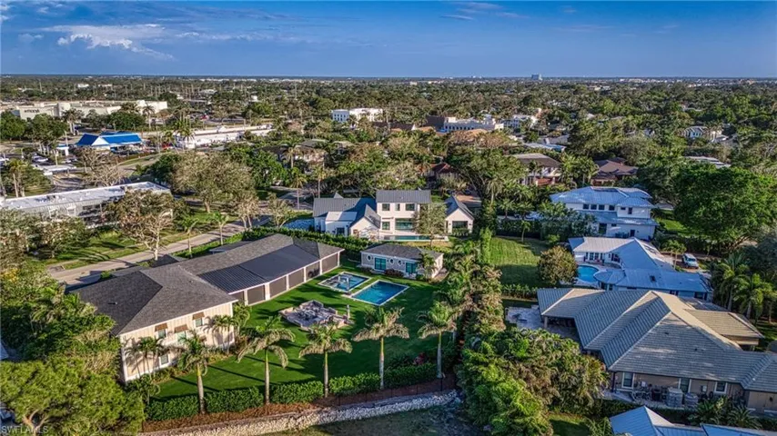 Drone / aerial view with a residential view