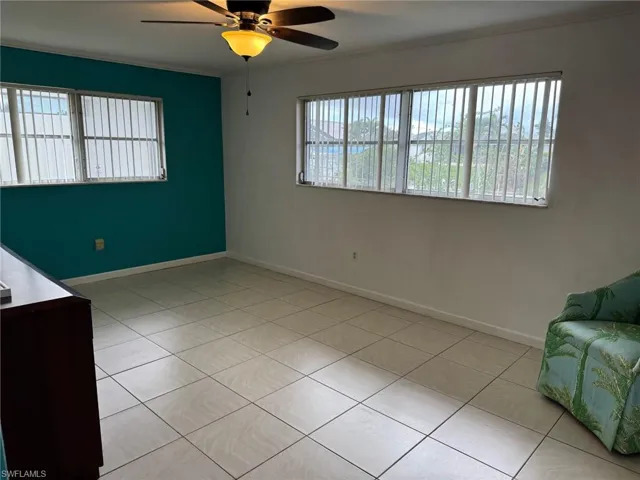 Main bedroom suite. Every room is tiled, no carpet.