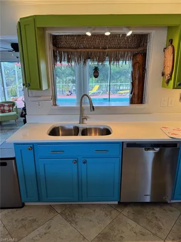 What fun pass through from the kitchen to the 400 Sq. Ft. sunroom.