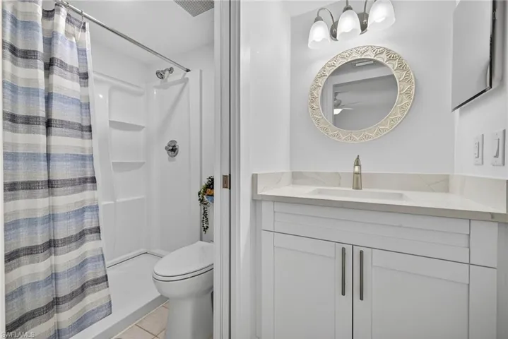 200 Lenell Rd 214, Fort Myers Beach, Florida 33931