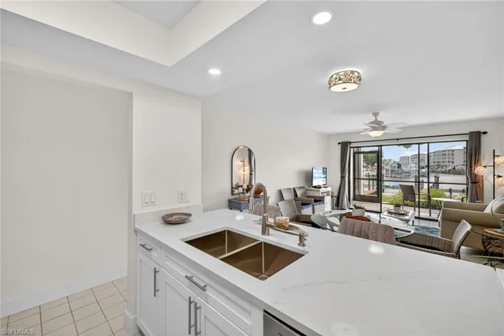 200 Lenell Rd 214, Fort Myers Beach, Florida 33931
