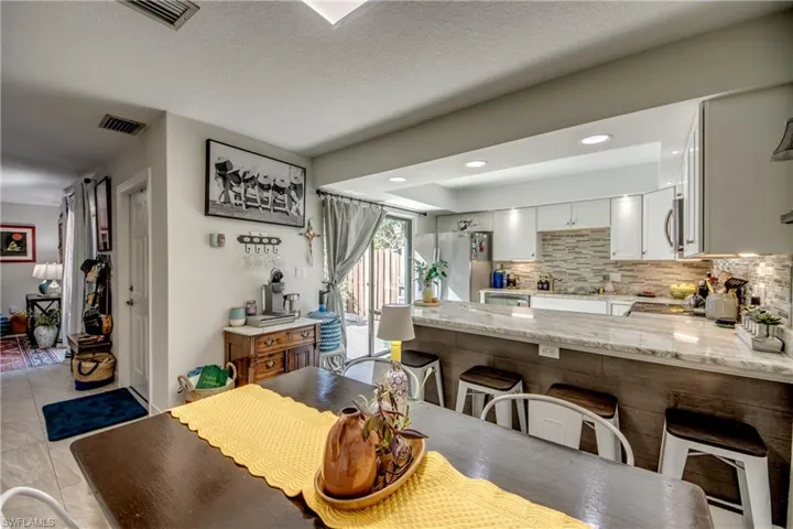 5213 Cedarbend Dr 4, Fort Myers, Florida 33919