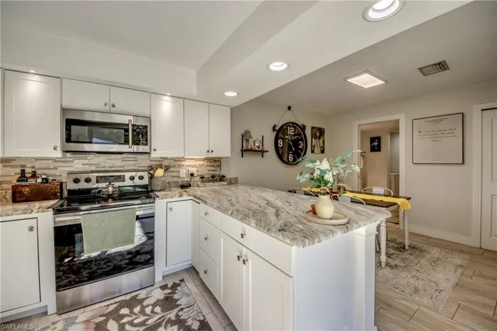 5213 Cedarbend Dr 4, Fort Myers, Florida 33919