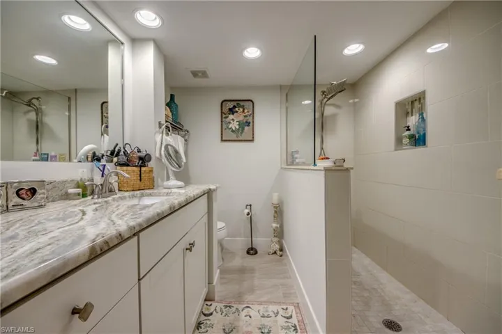 Upstairs Bathroom