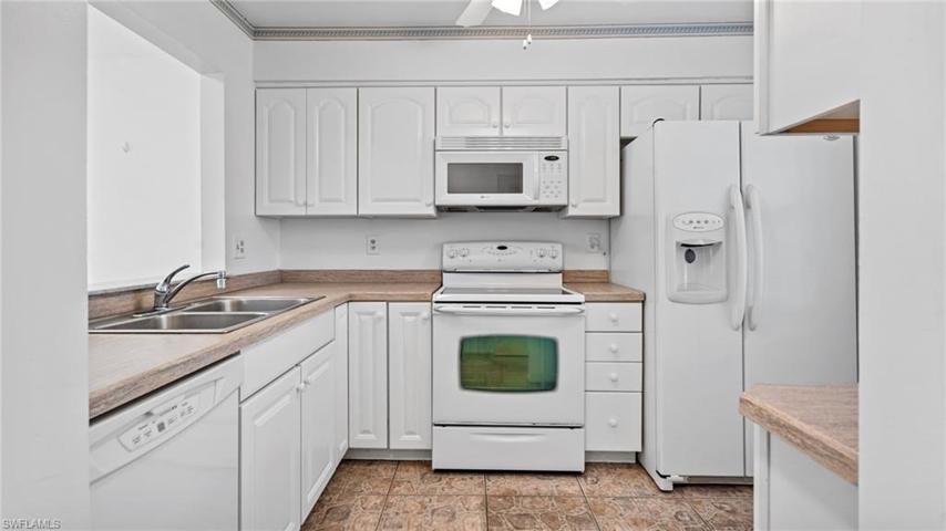 6300 S Pointe BLVD # 319, FORT MYERS FL 33919