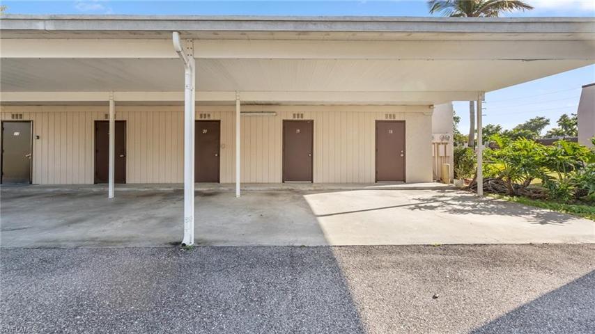 6300 S Pointe BLVD # 319, FORT MYERS FL 33919