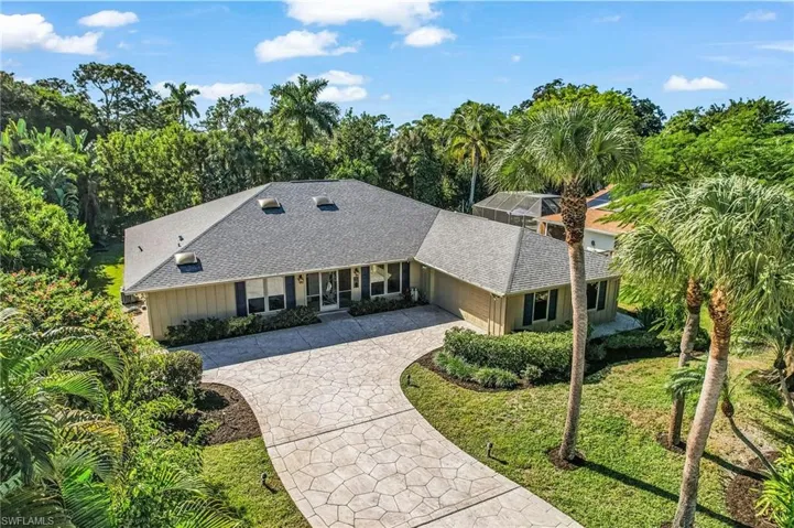 2377 Kings Lake Blvd, Naples, Florida 34112
