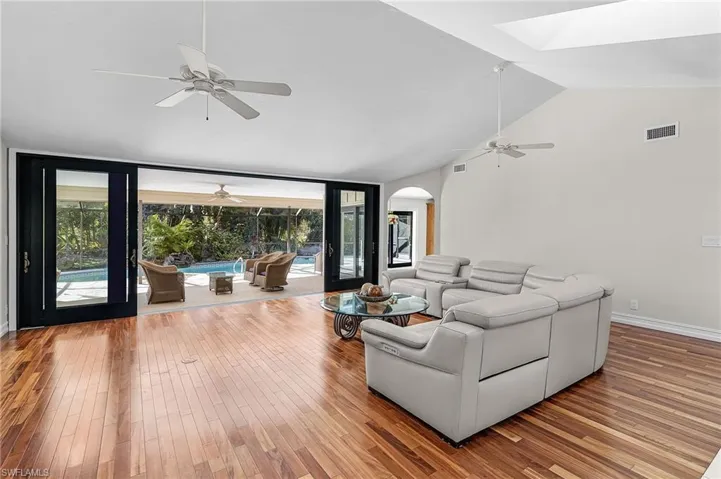 2377 Kings Lake Blvd, Naples, Florida 34112