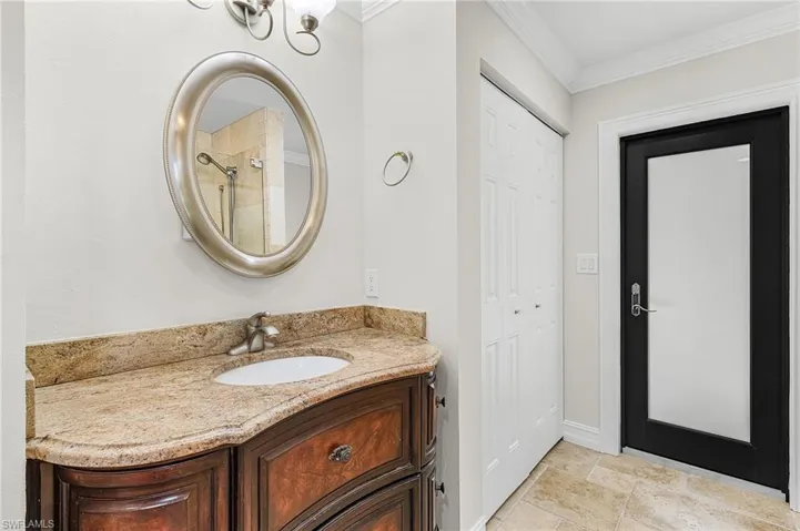 2377 Kings Lake Blvd, Naples, Florida 34112