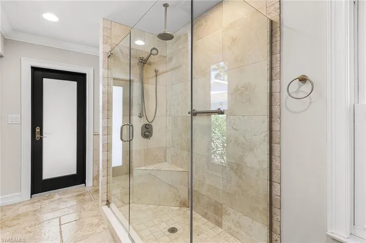 2377 Kings Lake Blvd, Naples, Florida 34112
