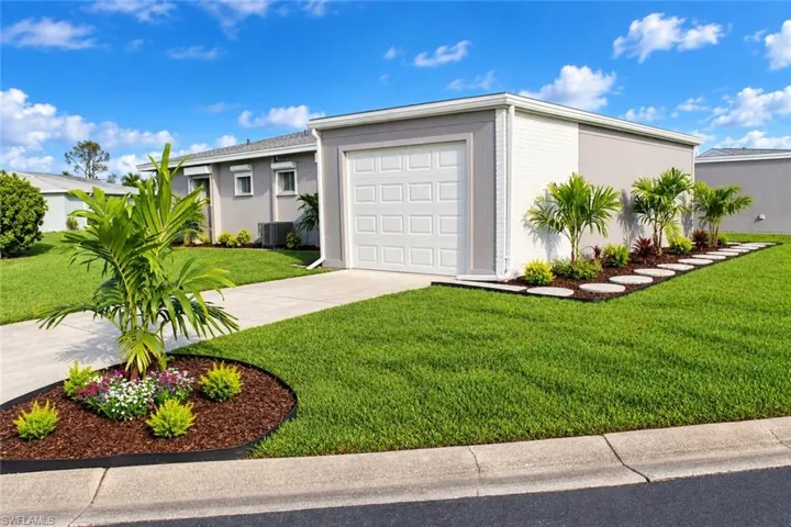 8381 Antigua Ct, Fort Myers, Florida 33907