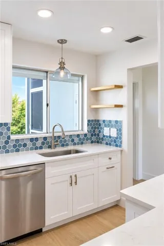 8381 Antigua Ct, Fort Myers, Florida 33907