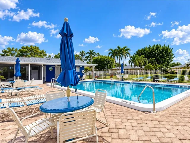 8381 Antigua Ct, Fort Myers, Florida 33907