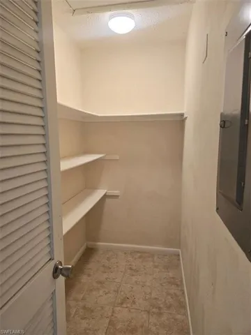 3815 Se 15th Pl 2, Cape Coral, Florida 33904