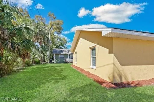 2994  Dunbar  AVE, Fort Myers, FL 33916