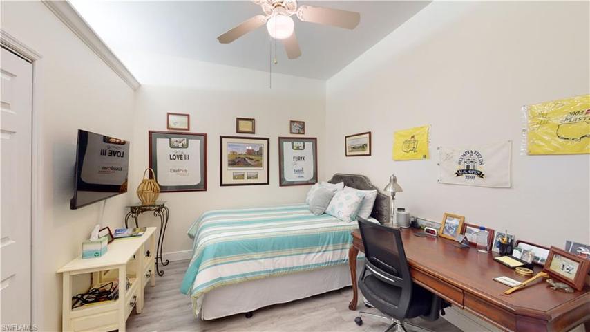 Den/Bedroom