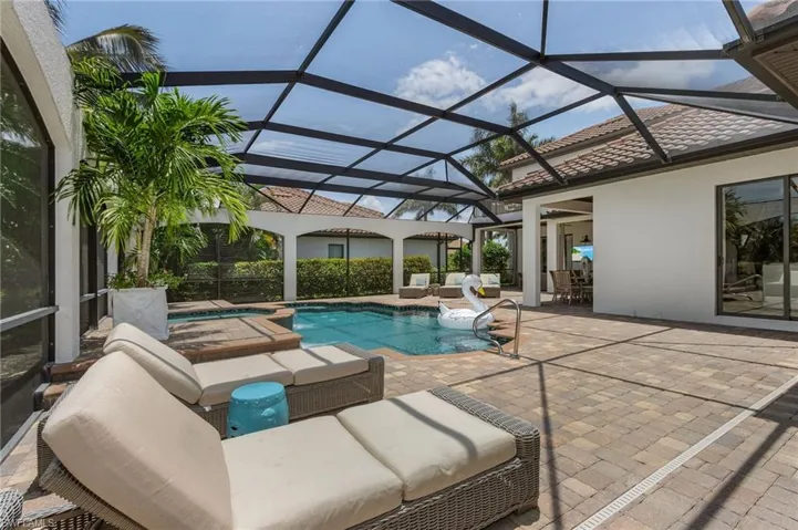 3423 Runaway Ct, Naples, Florida 34114