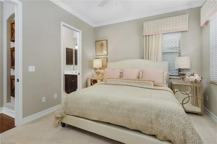 3423 Runaway Ct, Naples, Florida 34114