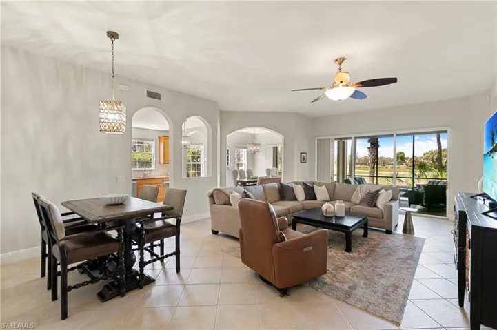9031 Cherry Oaks Trl 101, Naples, Florida 34114