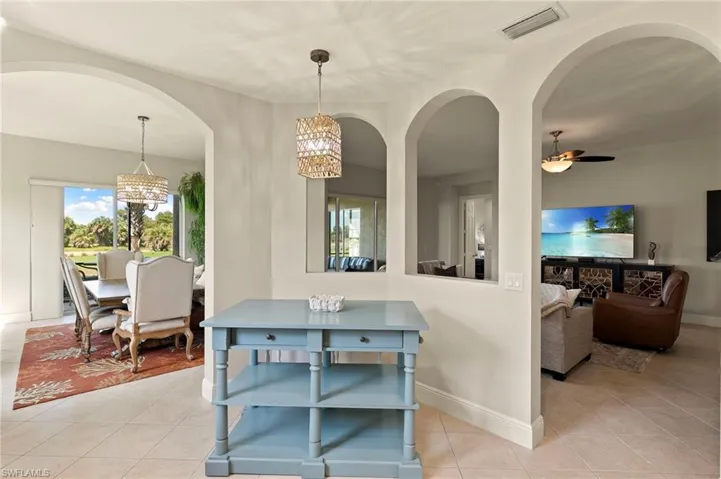 9031 Cherry Oaks Trl 101, Naples, Florida 34114