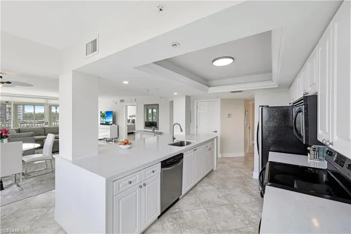 25 Bluebill Ave 201, Naples, Florida 34108