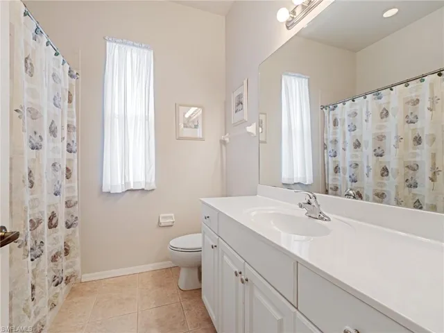 2137  Berkley  WAY, Lehigh Acres, FL 33973