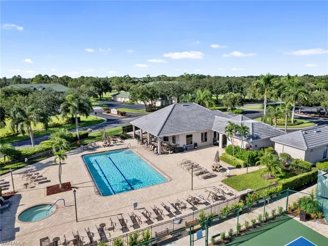 Pool & hot tub amenities