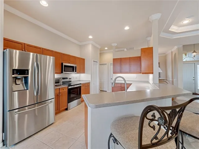 2137  Berkley  WAY, Lehigh Acres, FL 33973