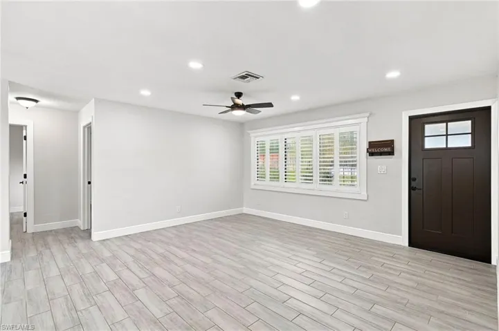 1432 Se 11th St, Cape Coral, Florida 33990