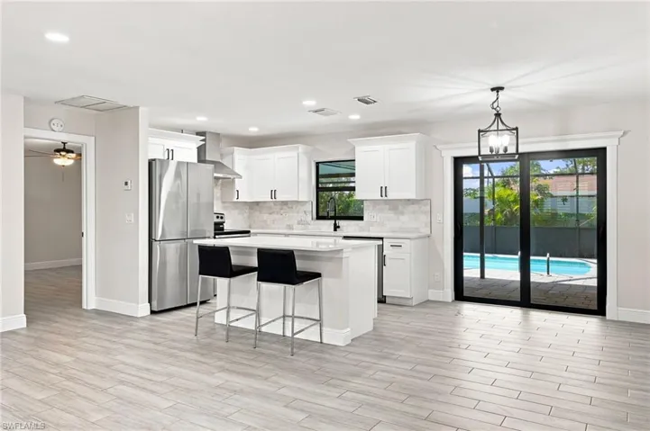 1432 Se 11th St, Cape Coral, Florida 33990