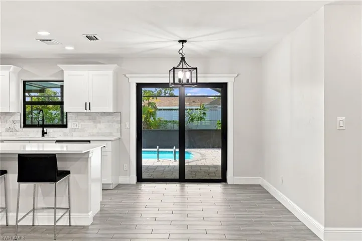 1432 Se 11th St, Cape Coral, Florida 33990