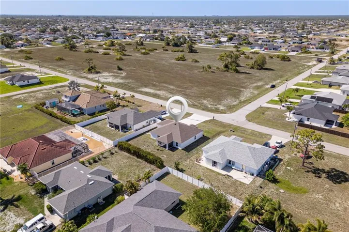 1900 Nw 21st Ter, Cape Coral, Florida 33993