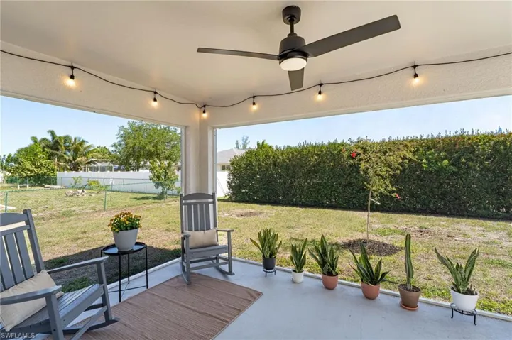 1900 Nw 21st Ter, Cape Coral, Florida 33993