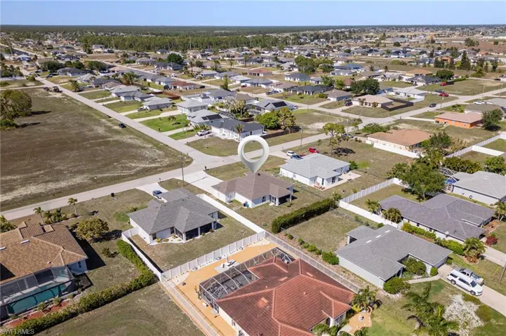 1900 Nw 21st Ter, Cape Coral, Florida 33993