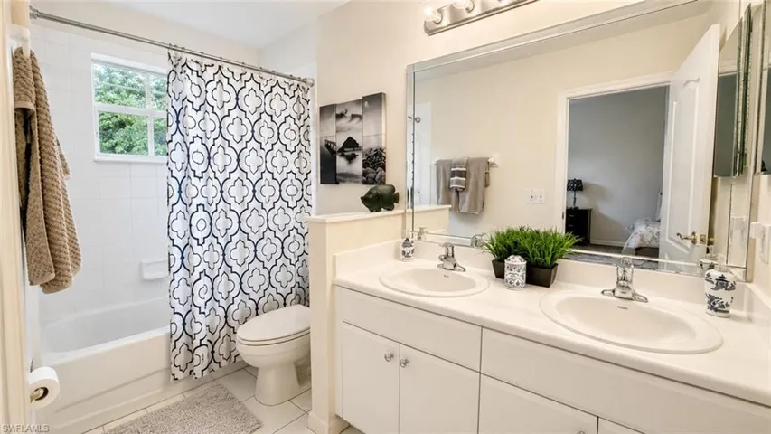 8557 Athena Ct, Lehigh Acres, Florida 33971