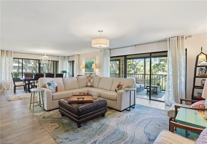 5950  Pelican Bay  BLVD, Naples, FL 34108