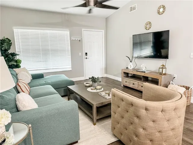 4985 Sandra Bay Dr 203, Naples, Florida 34109
