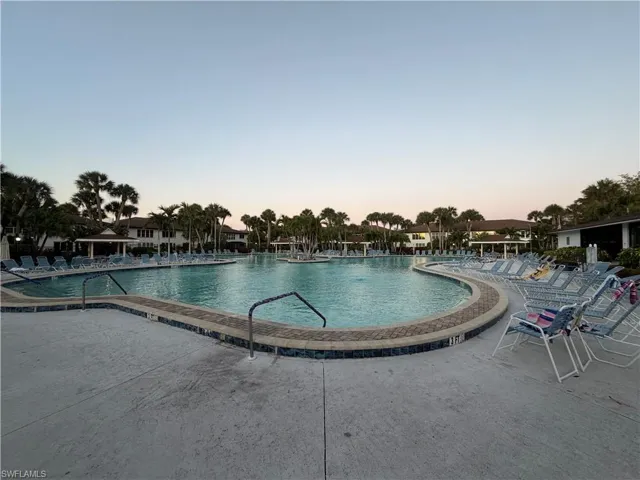4150  Looking Glass  LN, Naples, FL 34112