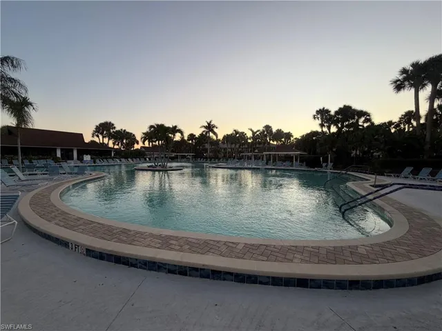 4150  Looking Glass  LN, Naples, FL 34112