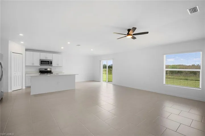 4087 Lattuca Ln, North Fort Myers, Florida 33917