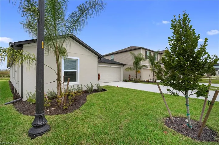 4087 Lattuca Ln, North Fort Myers, Florida 33917