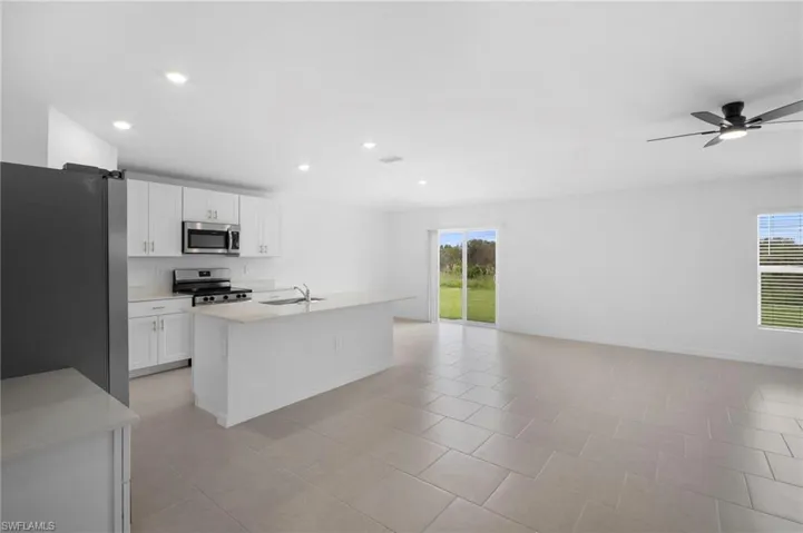 4087 Lattuca Ln, North Fort Myers, Florida 33917